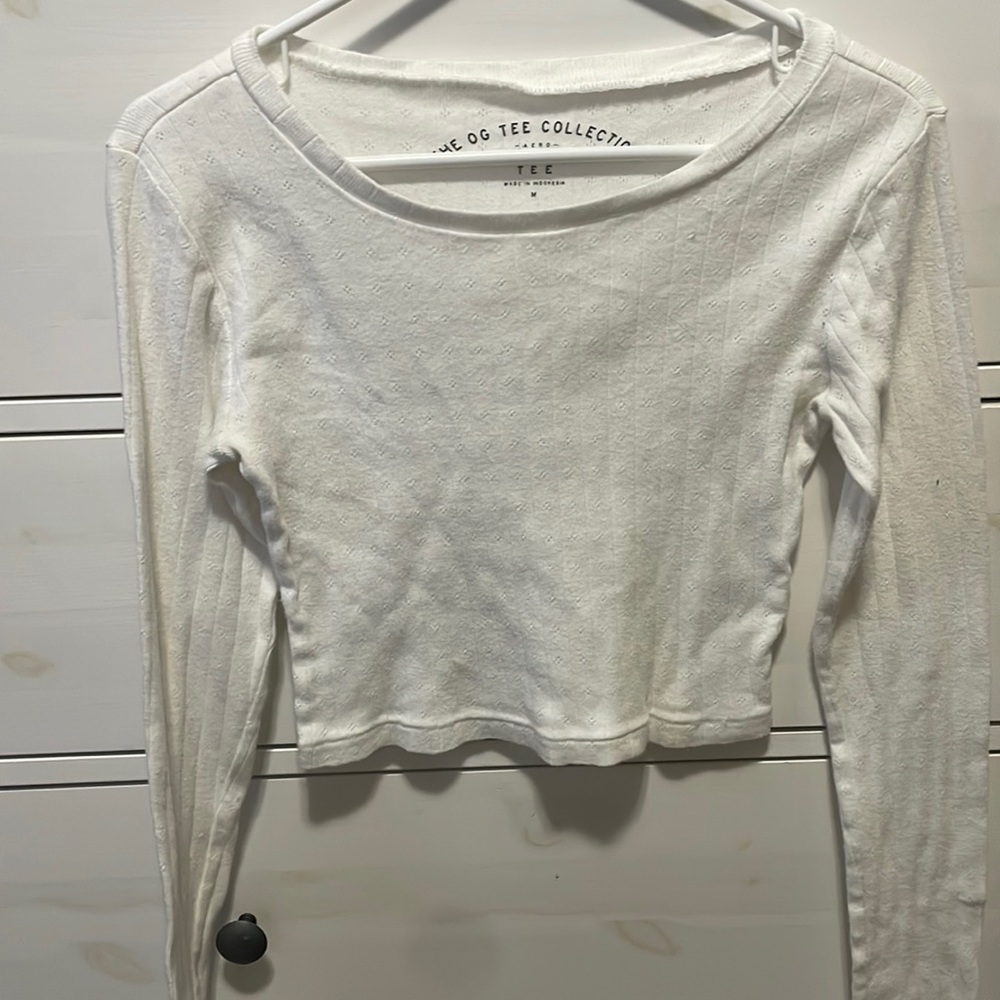 white long sleeve cropped shirt from aeropostale. size medium